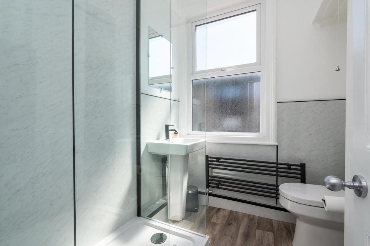 Stylish, Centrally Located Terrace - Pass The Key York Exteriör bild