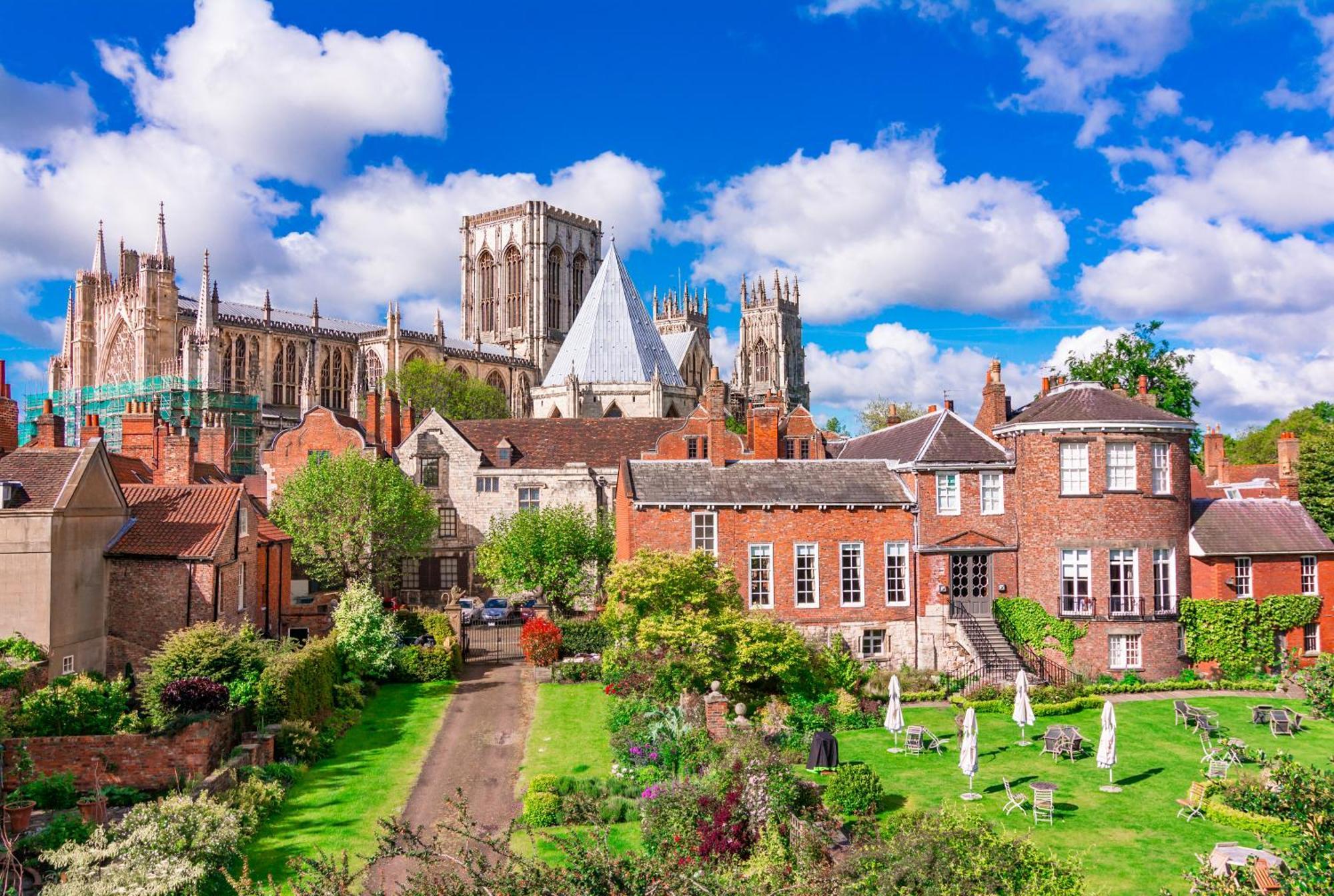 Stylish, Centrally Located Terrace - Pass The Key York Exteriör bild